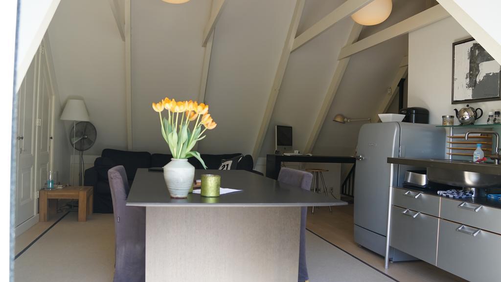 Room One-Twenty-One Naarden Exterior photo